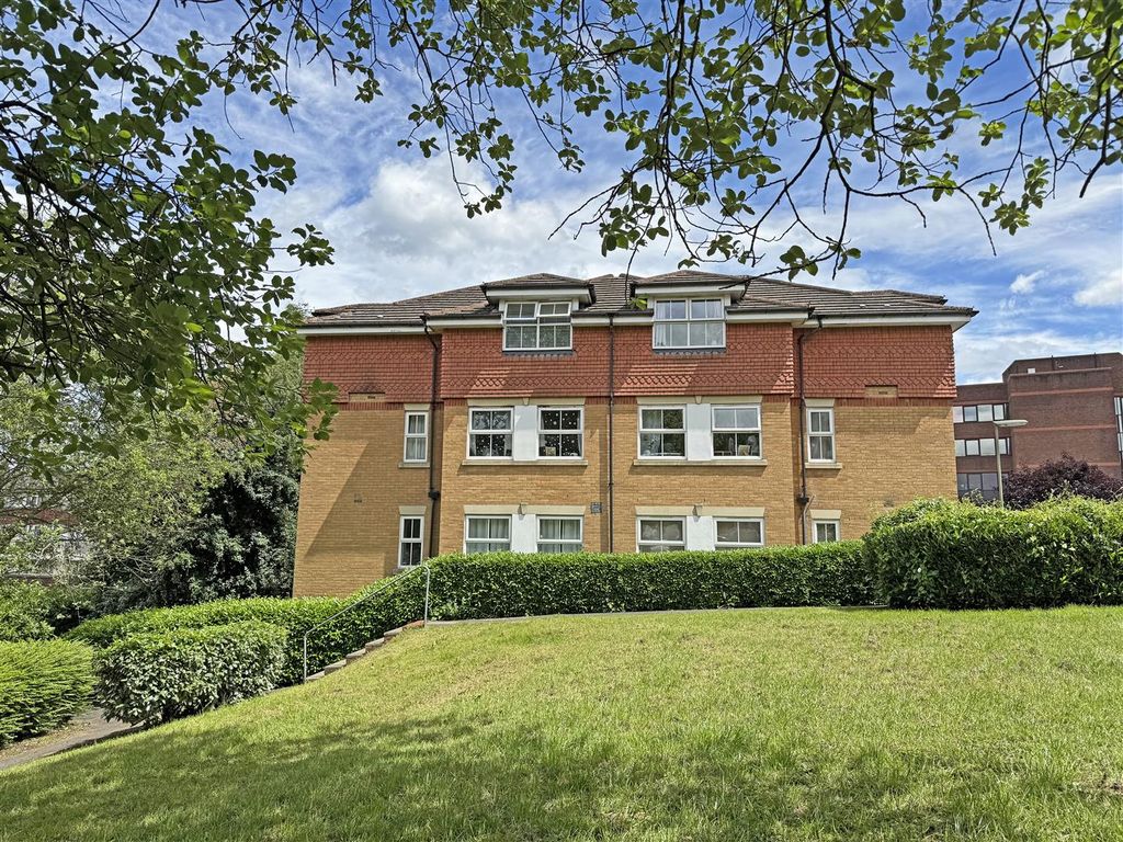 Property photo 1 of 10