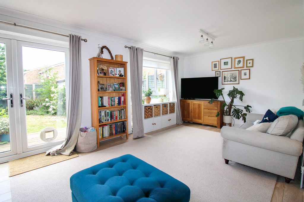 Property photo 2 of 15
