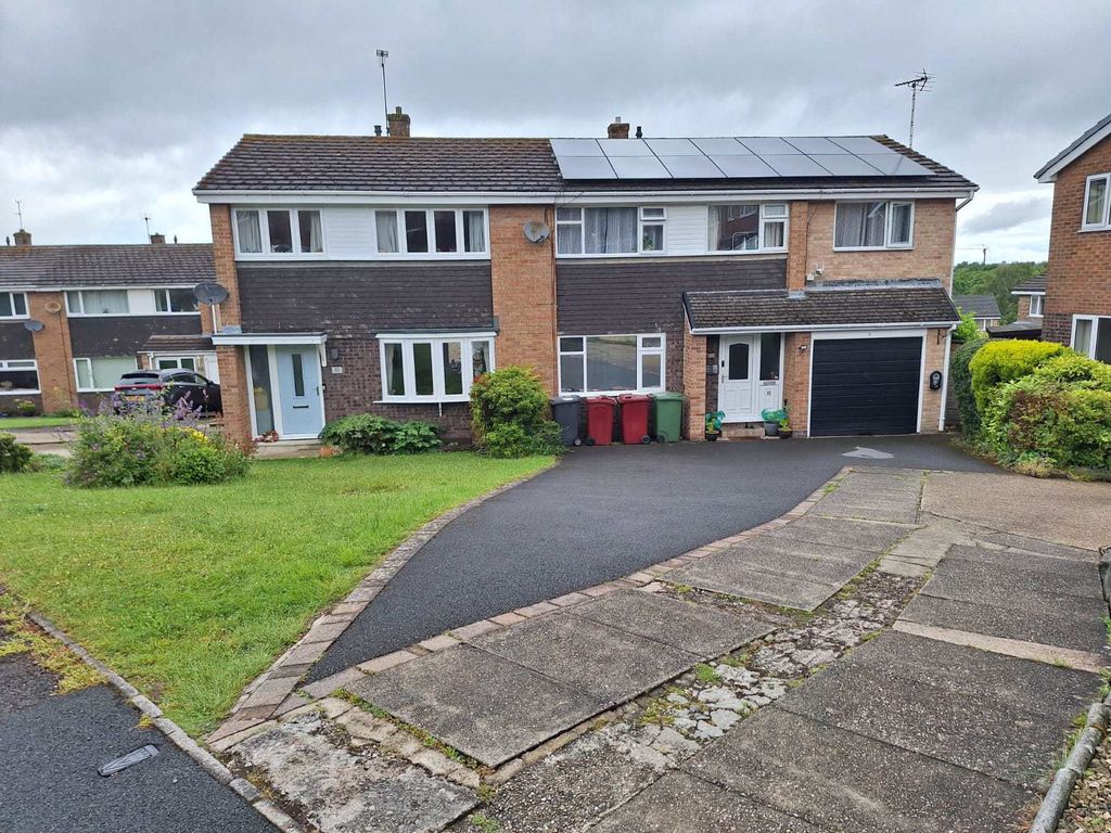 Property photo 1 of 30