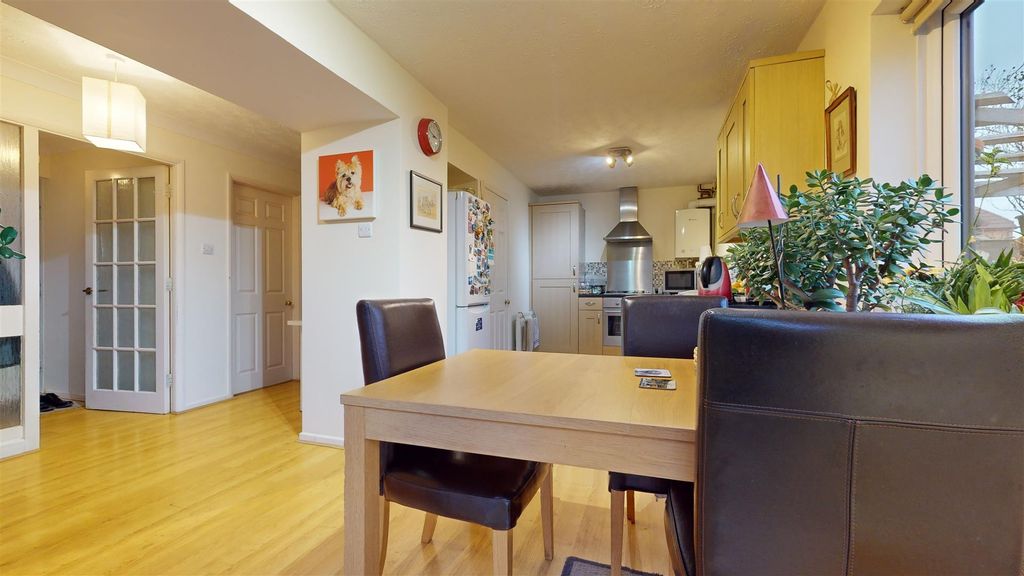 Property photo 3 of 19 Kitchen/Dining Room