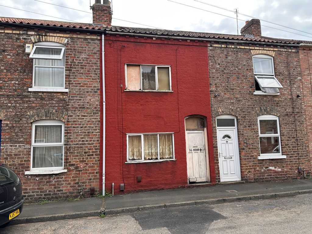 Property photo 1 of 10