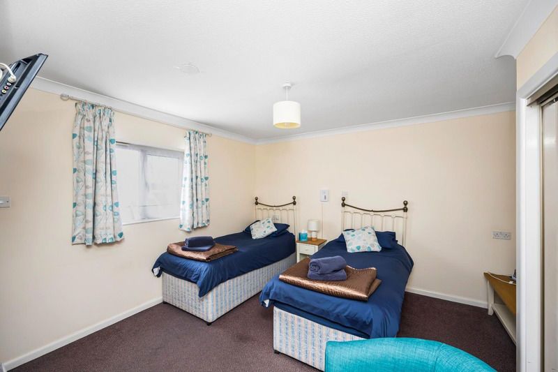 Property photo 2 of 21