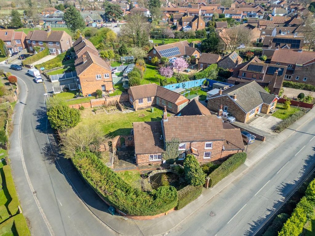 Property photo 1 of 19 Exterior