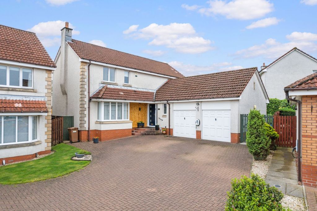 Property photo 1 of 48