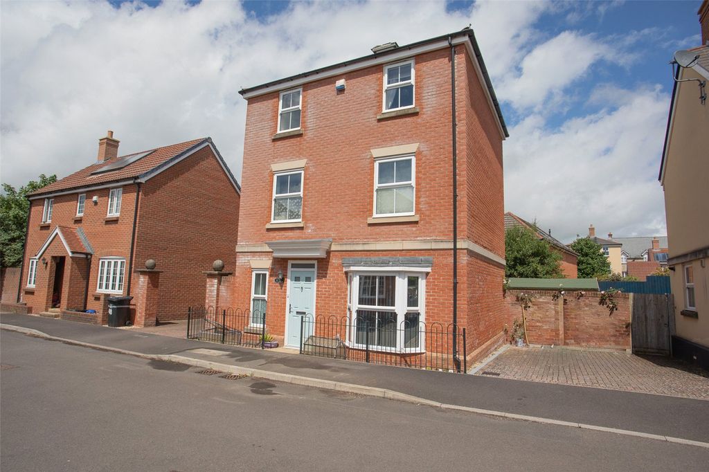 Property photo 1 of 16 Picture No. 09