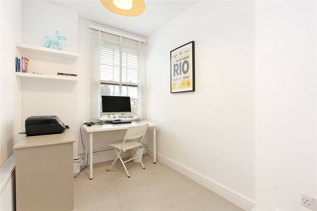 Property photo 3 of 10 Picture No. 11