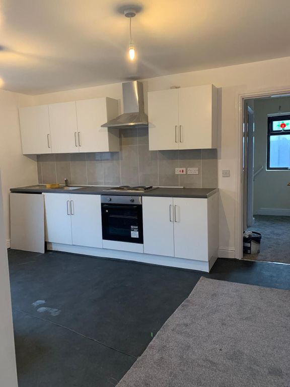 Property photo 1 of 9 Photograph 1