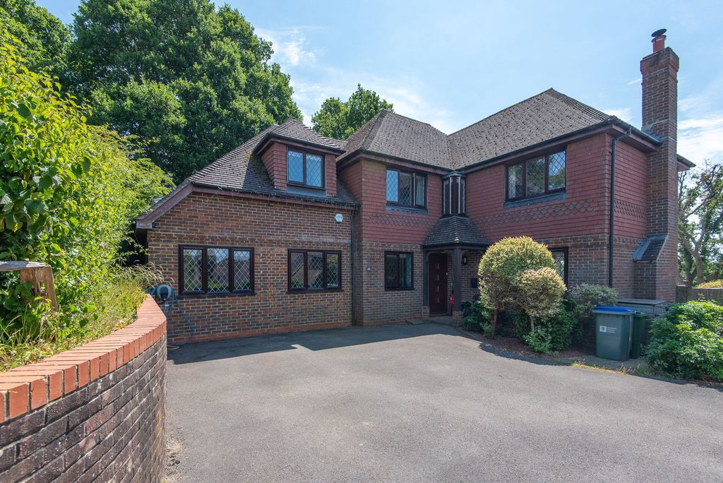 Property photo 1 of 22