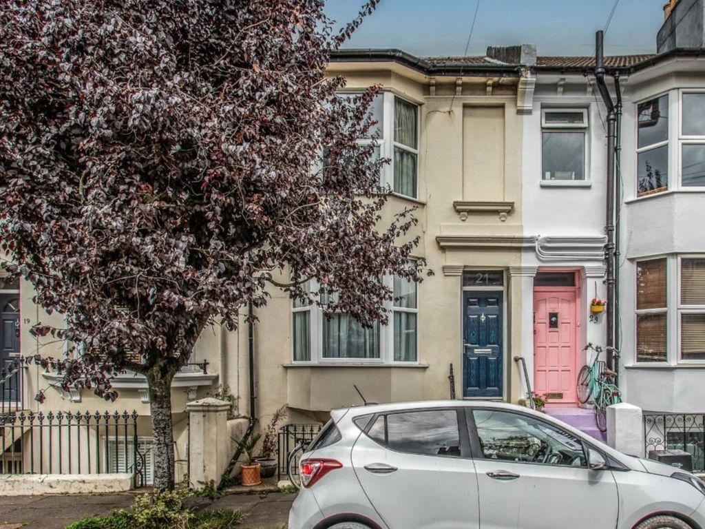 Property photo 1 of 17 Newmarket Road4A.Jpg