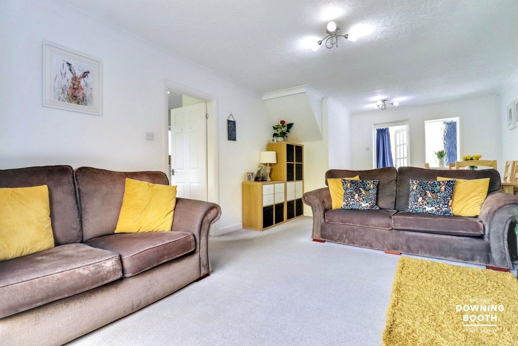 Property photo 3 of 24