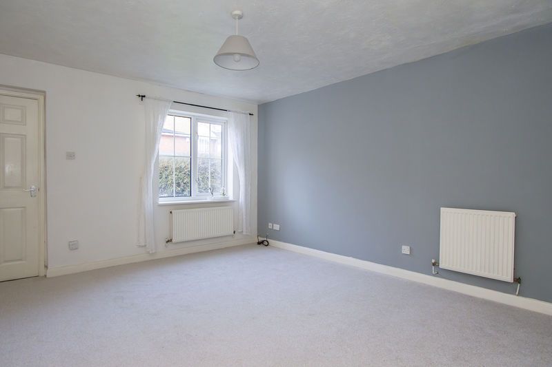 Property photo 3 of 11 Photo 4