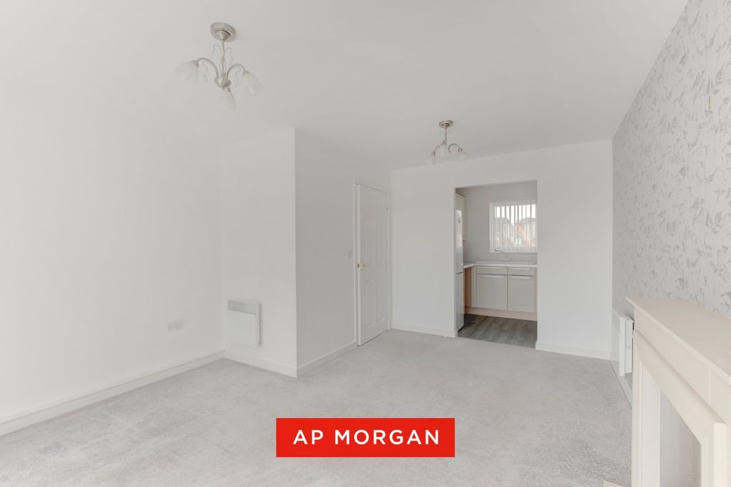 Property photo 3 of 19 Picture No. 04