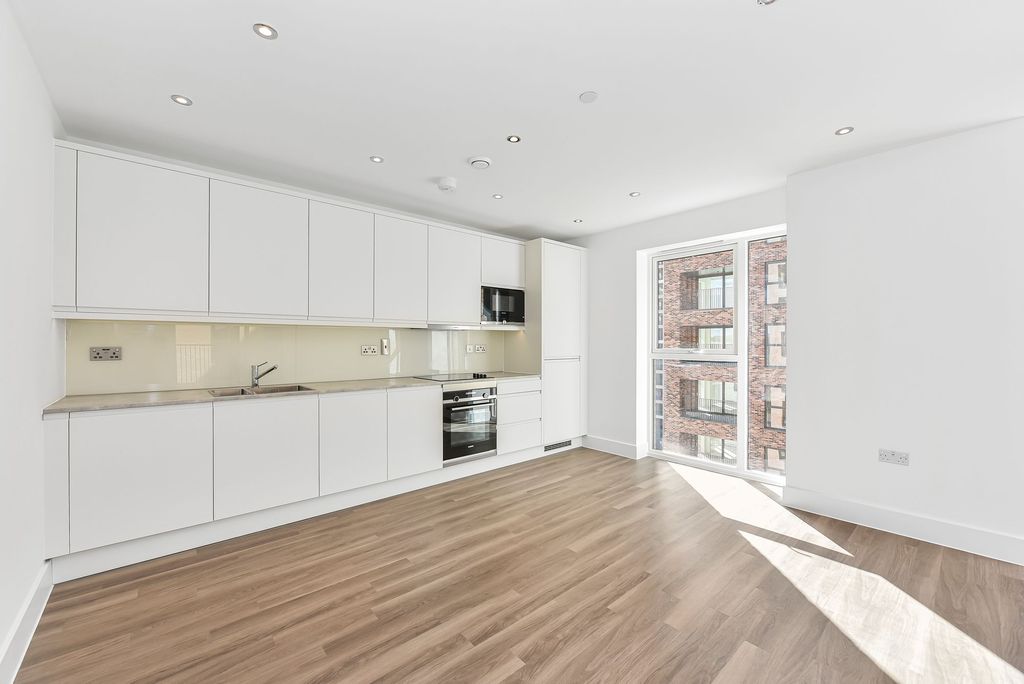 Property photo 1 of 6