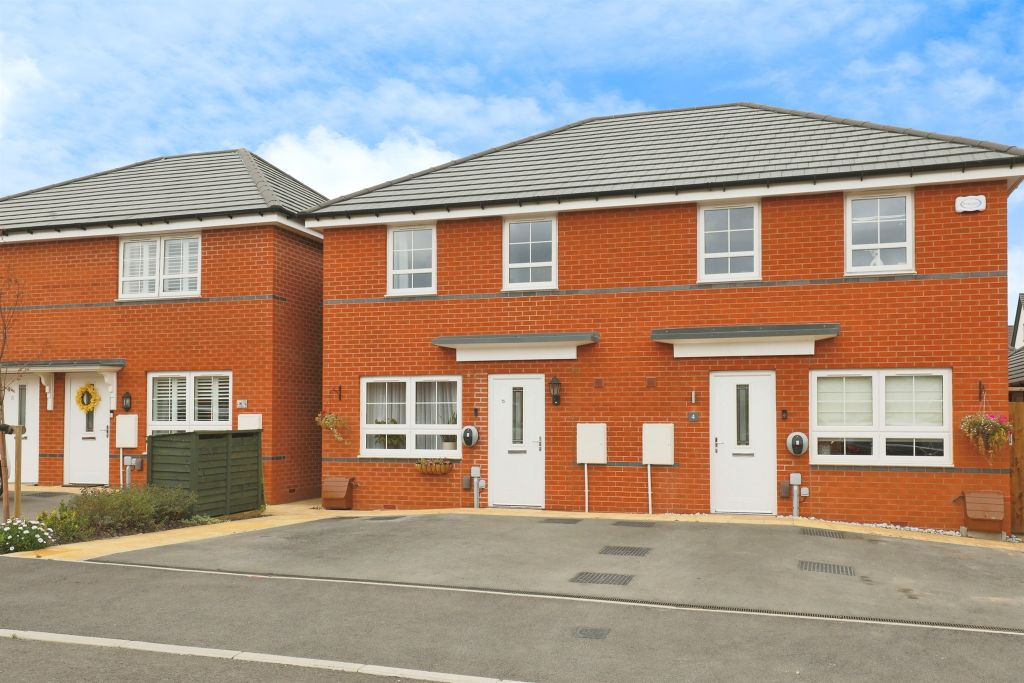 Property photo 1 of 15