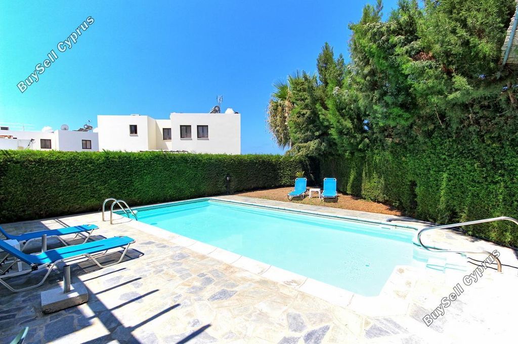 Property photo 3 of 31