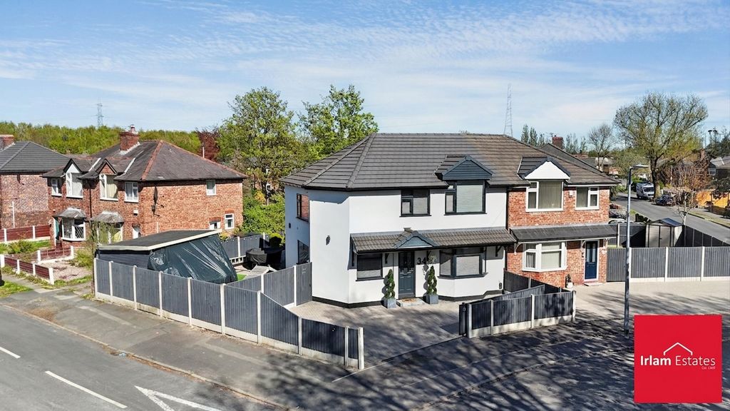 Property photo 1 of 31