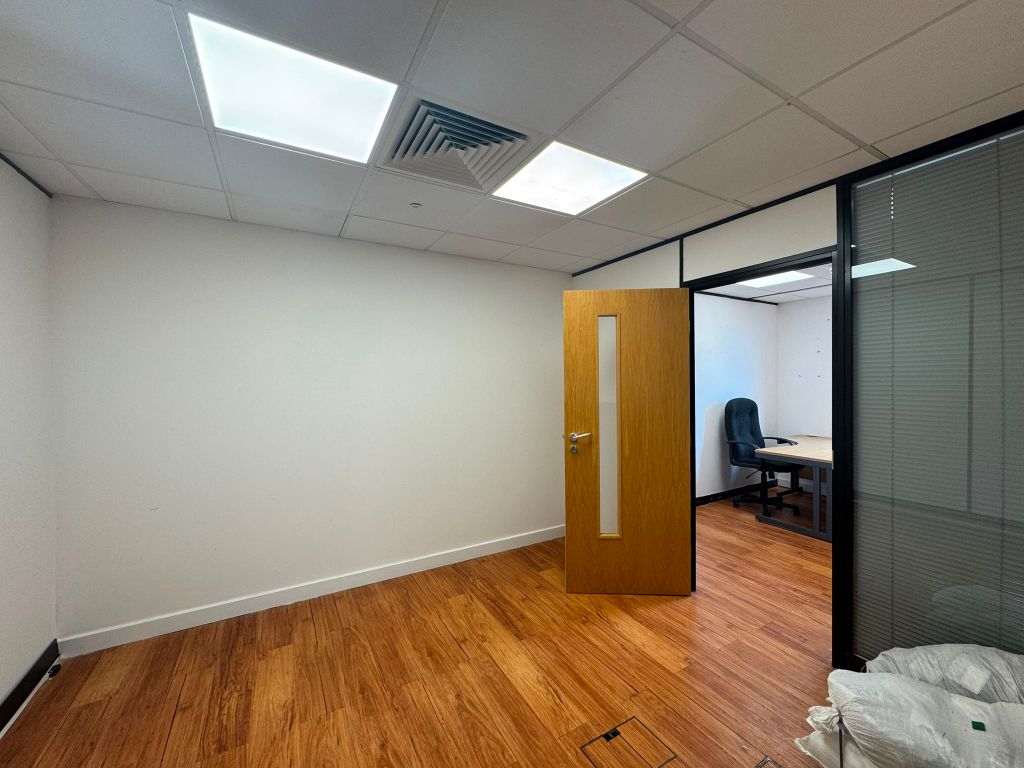 Property photo 1 of 9 3F54c647-d109-4bae-905A-d2c98De5625A