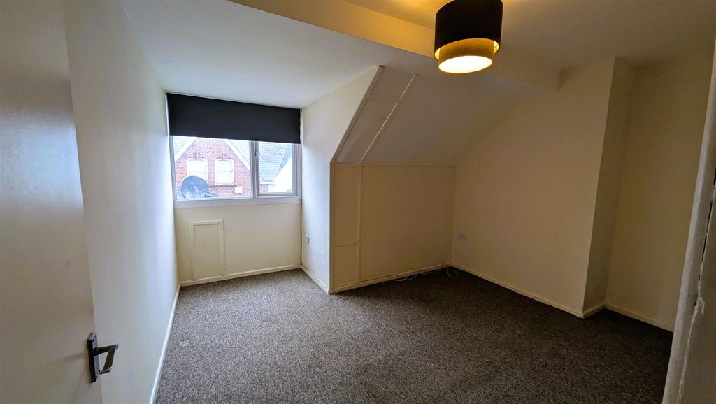 Property photo 3 of 7 Pxl_20251217_140950621.Jpg