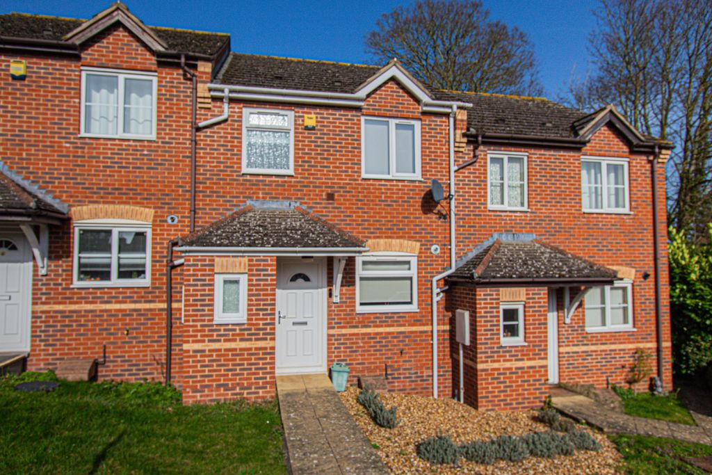 Property photo 1 of 14 Front