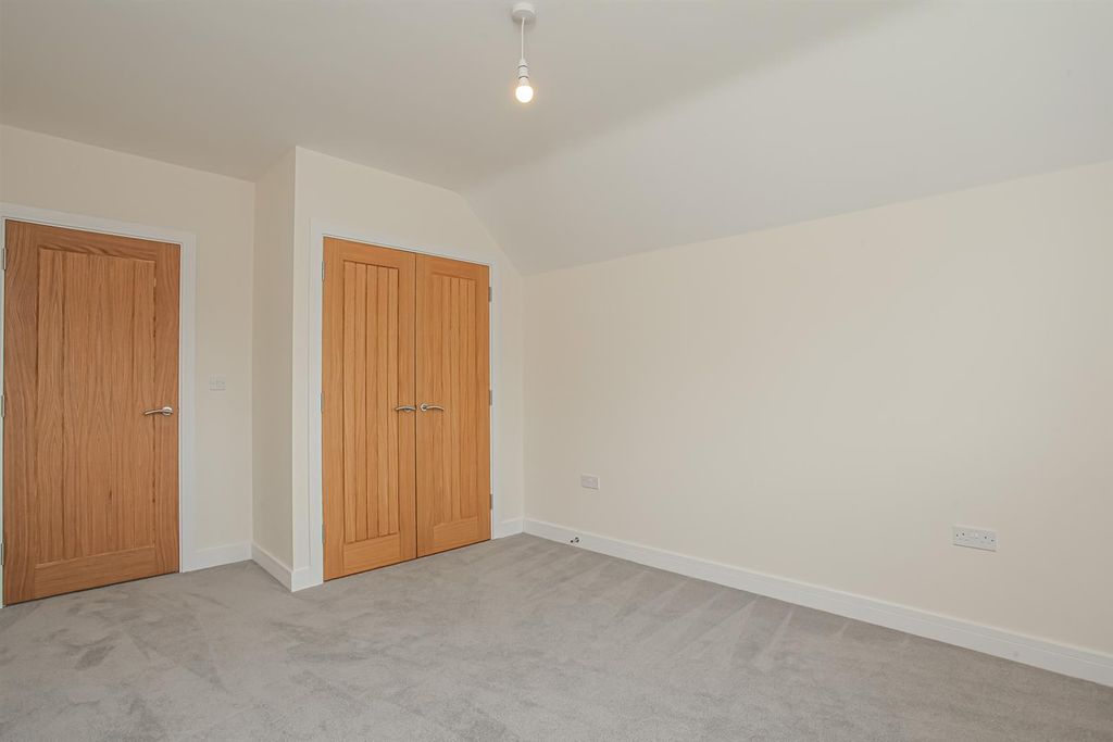 Property photo 2 of 27 Img_4584.Jpg