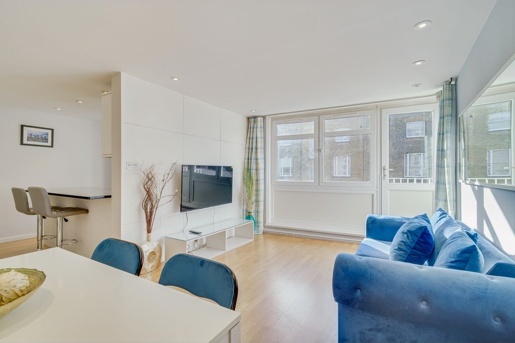 Property photo 3 of 13