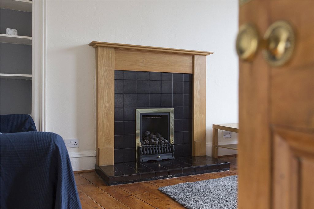 Property photo 3 of 14 Photo 3