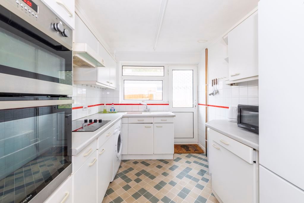 Property photo 3 of 20 Photo 8