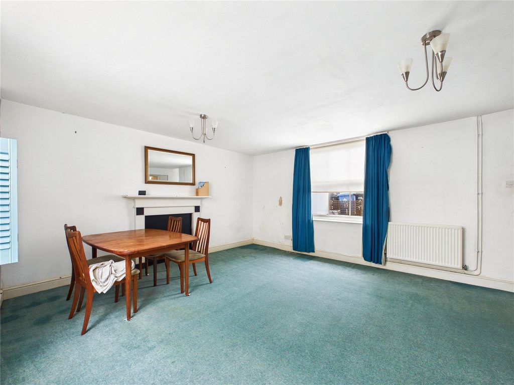 Property photo 3 of 8 Picture No. 08