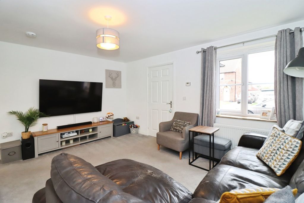 Property photo 3 of 23 Photo