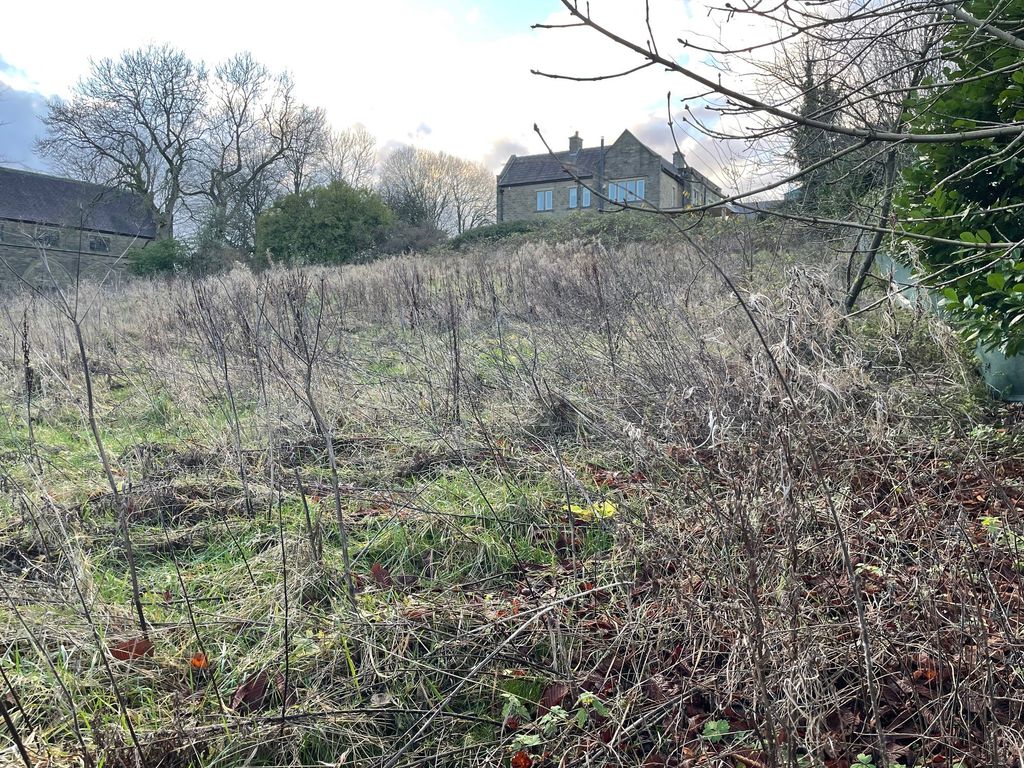 Property photo 2 of 3