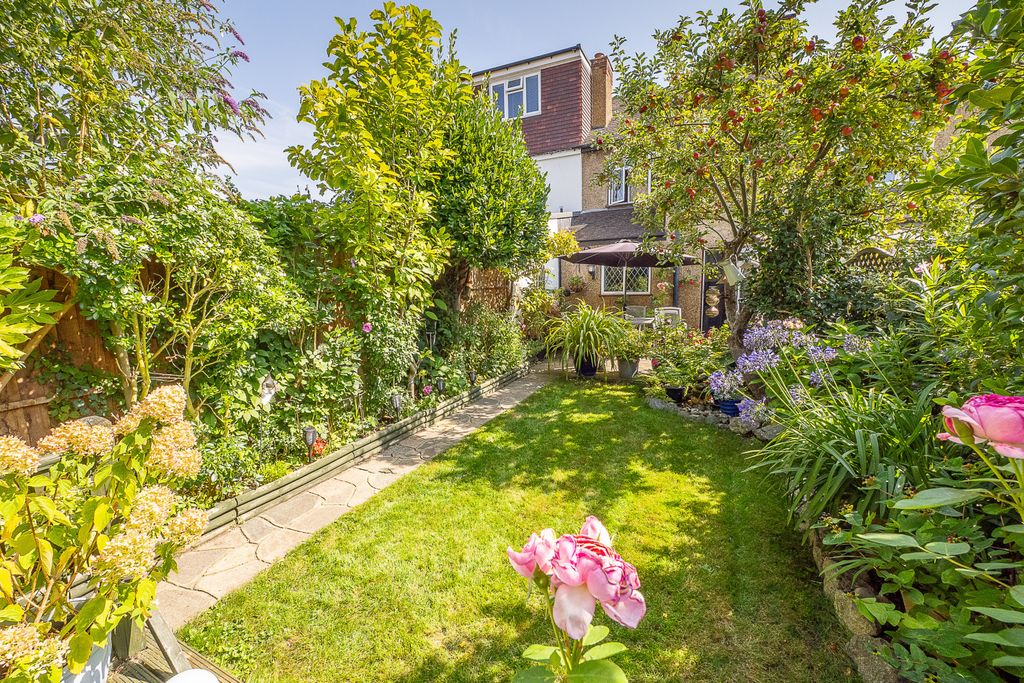 Property photo 1 of 14 Picture No. 17