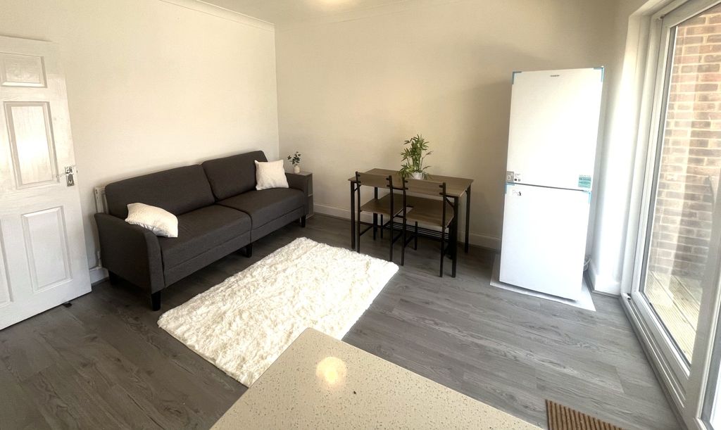 Property photo 2 of 2
