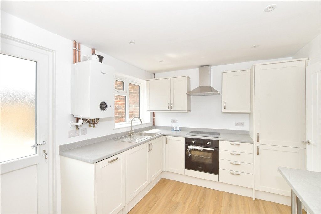Property photo 2 of 15 Kitchen