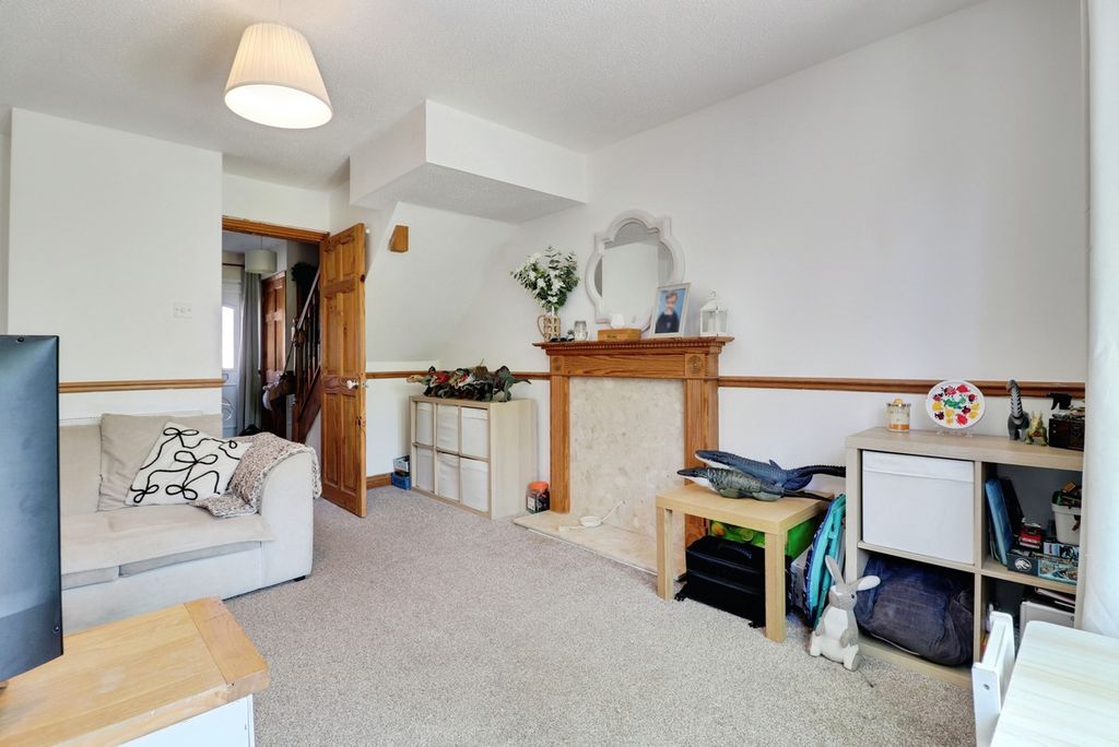 Property photo 3 of 16