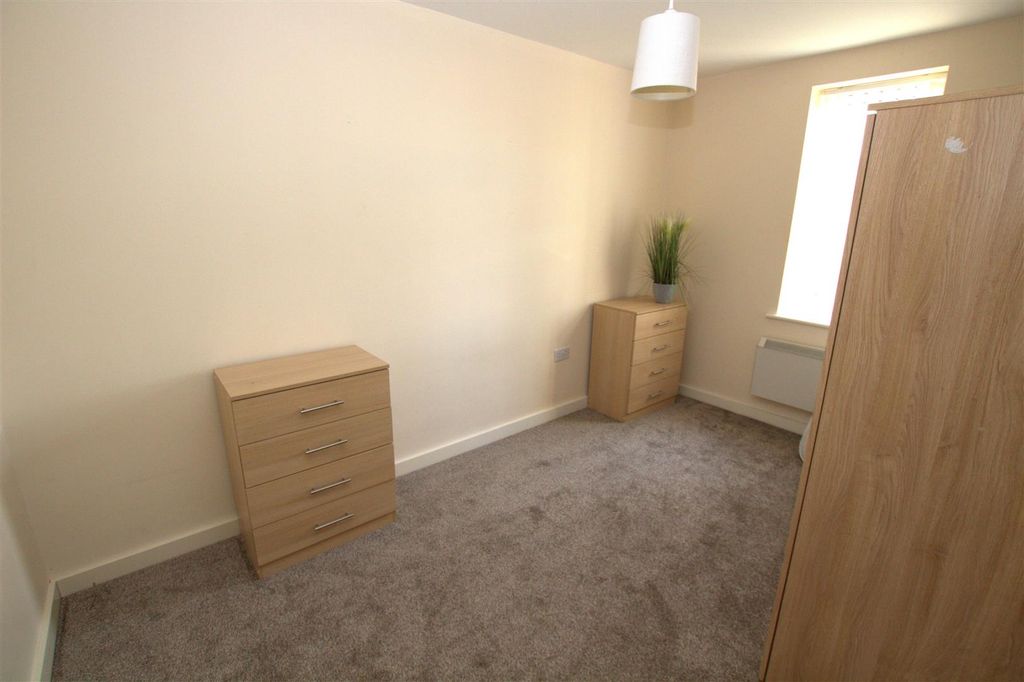 Property photo 3 of 6 Bedroom 2 .Jpg
