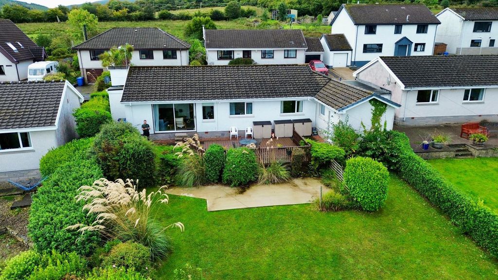 Property photo 1 of 36 Gardens At Little Broom