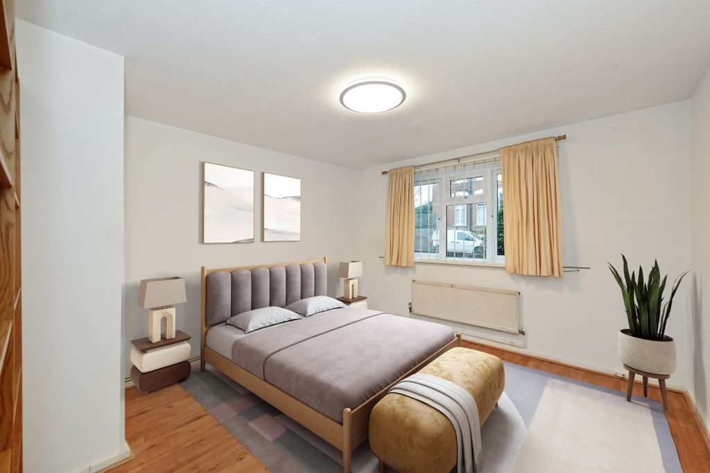 Property photo 2 of 6