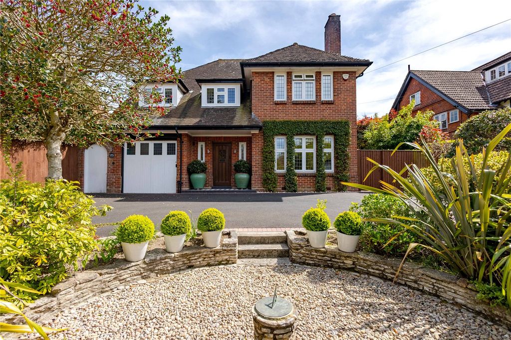 Property photo 1 of 29 Picture No. 03