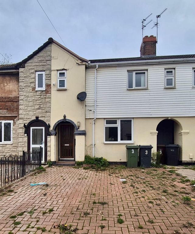 Property photo 1 of 12