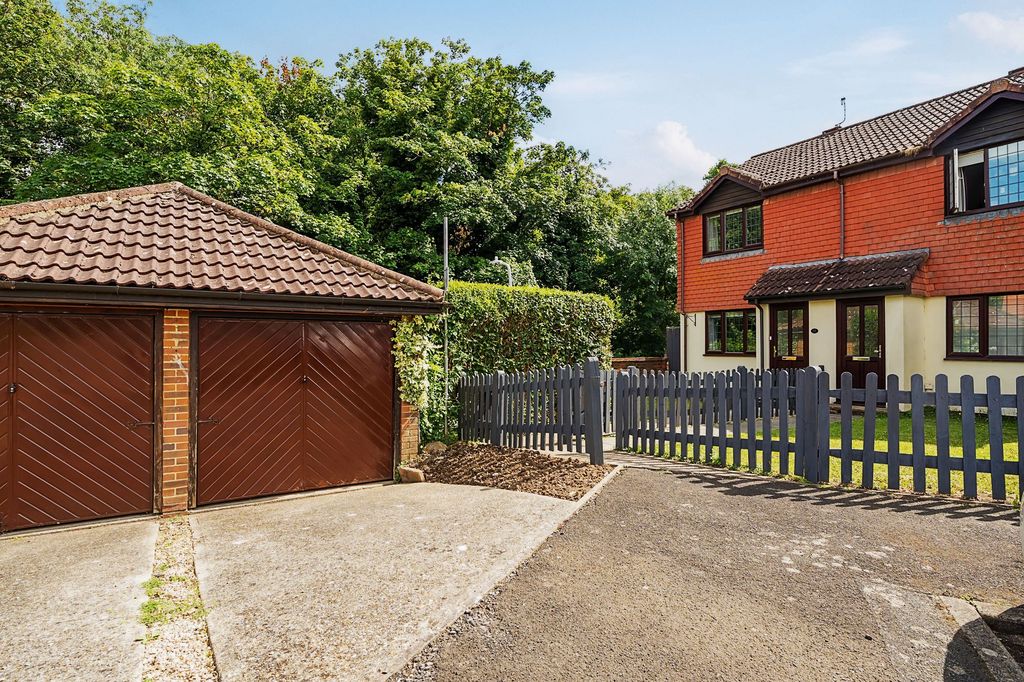 Property photo 1 of 23 Front (1)