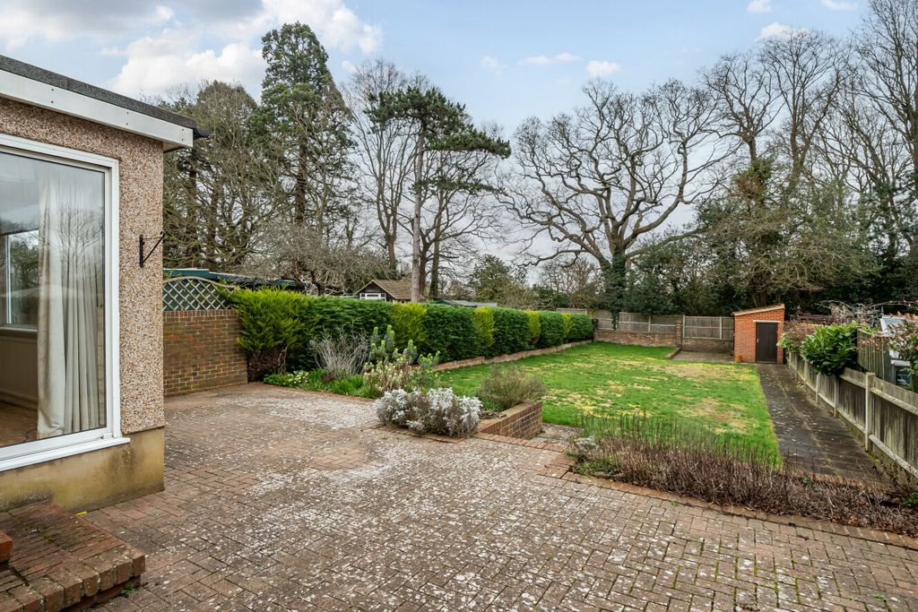 Property photo 3 of 18 1421265-6-69A02Af...