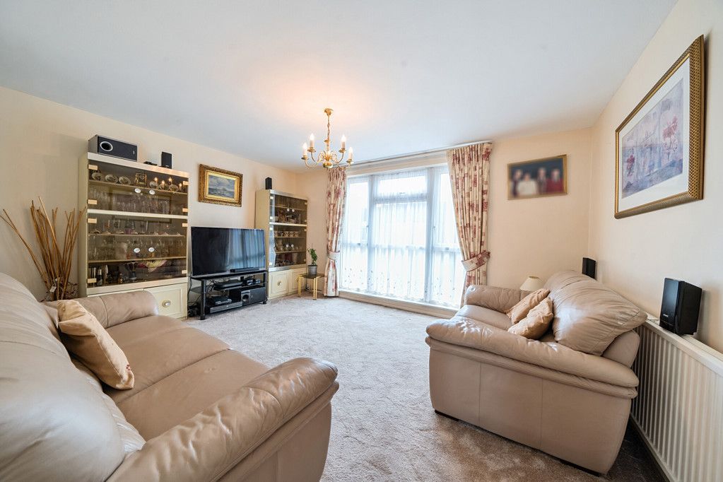 Property photo 3 of 18 1119320 (2).Jpg