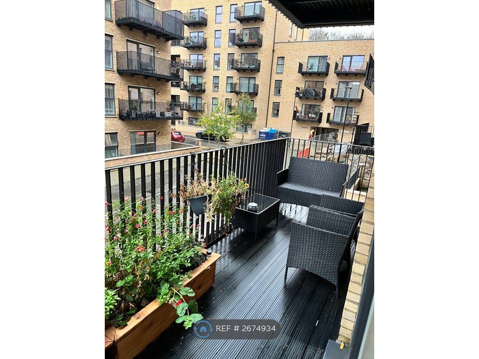 Property photo 3 of 8