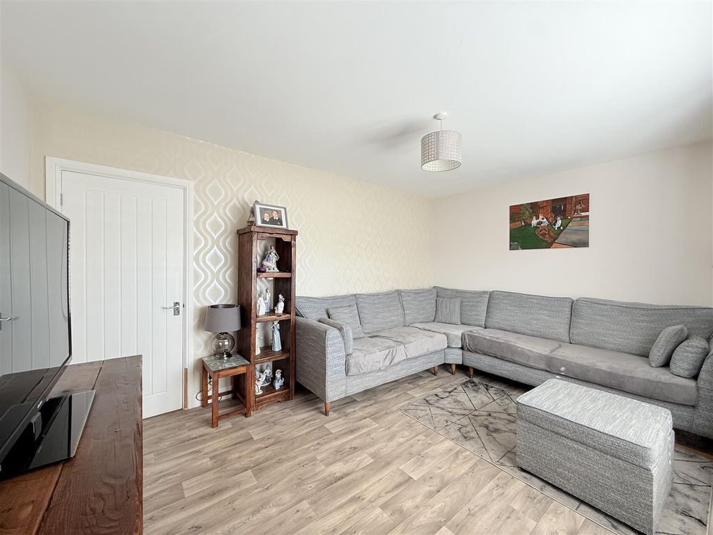 Property photo 2 of 13 Img_5226.Jpeg