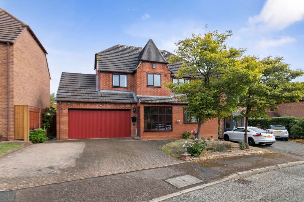 Property photo 1 of 19