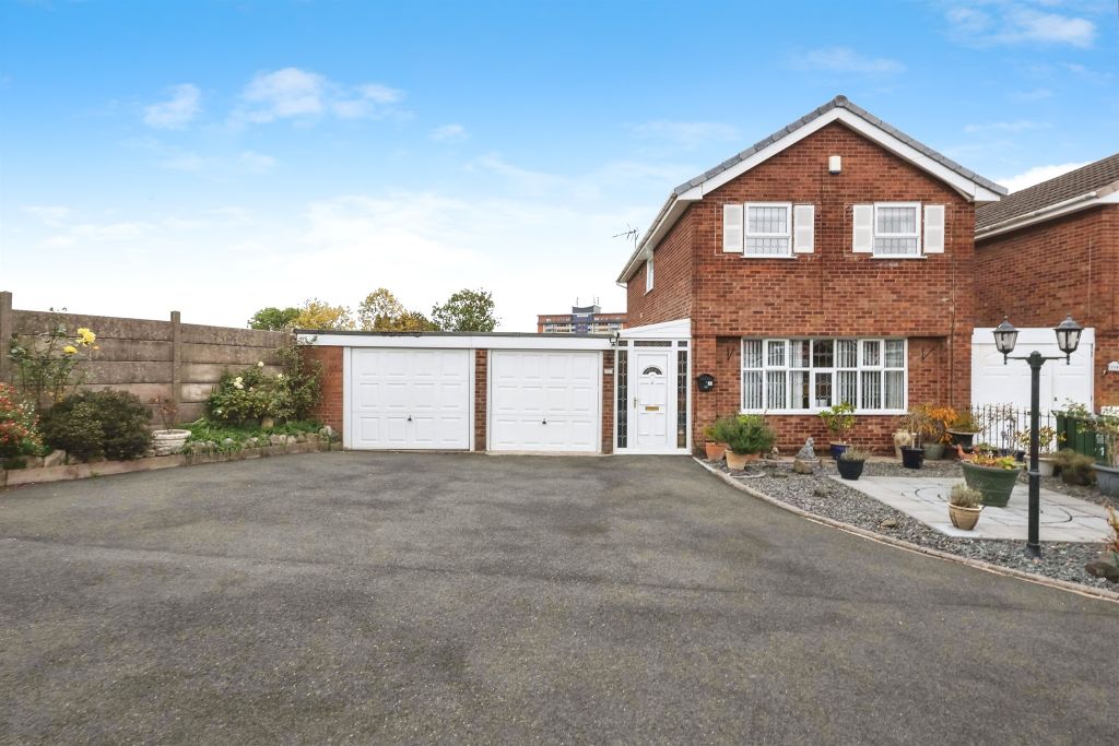 Property photo 1 of 17