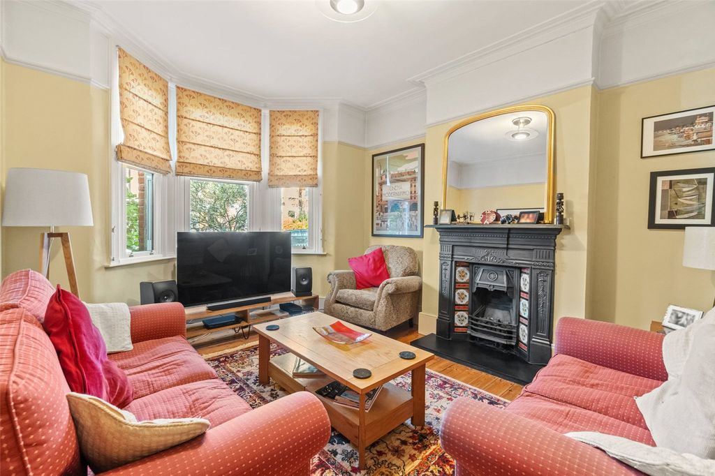 Property photo 2 of 13 Picture No. 05