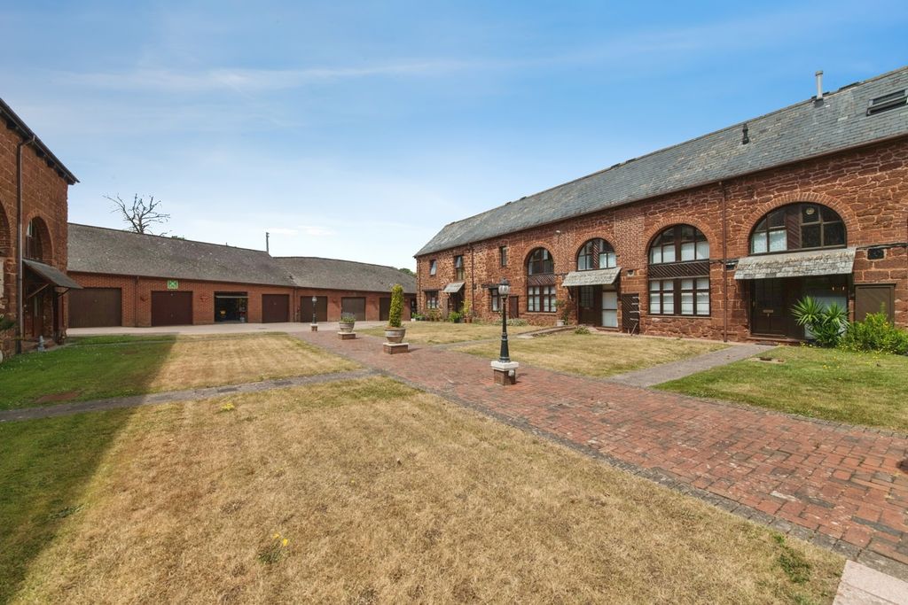 Property photo 3 of 26 Pbox-Img.Jpg