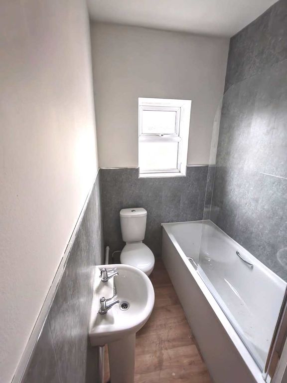 Property photo 1 of 3