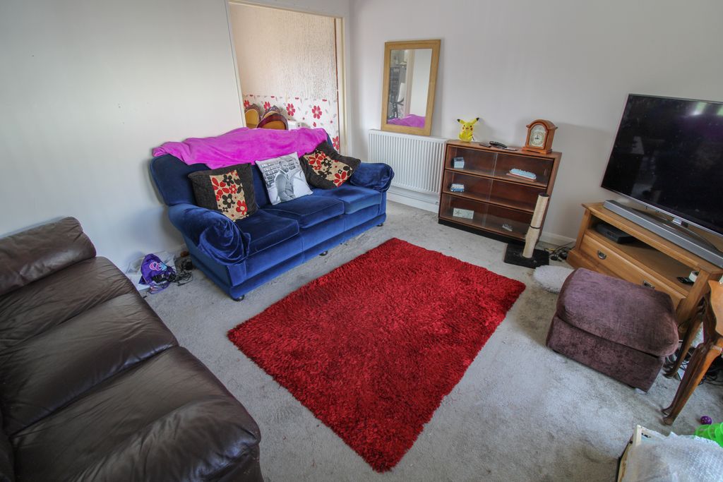 Property photo 3 of 16